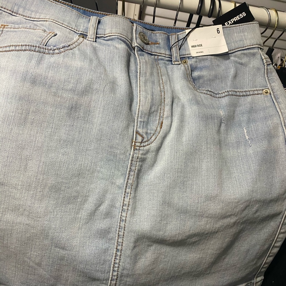 Express Denim Mini - Picture 2 of 2